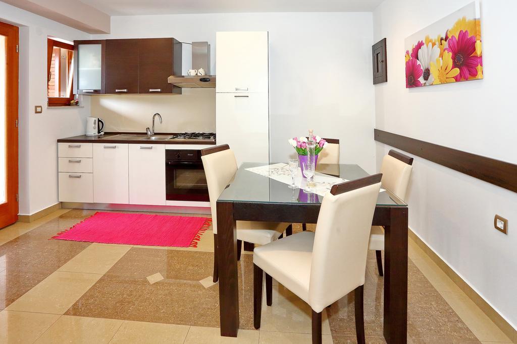 Apartments Melita Bibinje Habitación foto